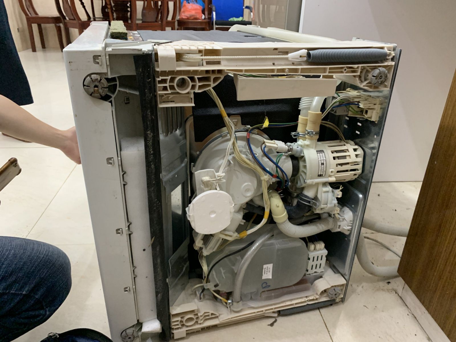 Sửa máy rửa bát Miele tại Hà Nội 